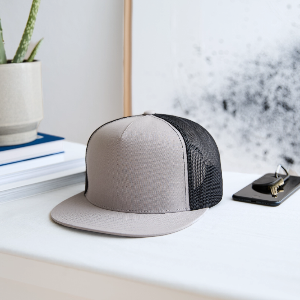 Trucker Hat - gray/black